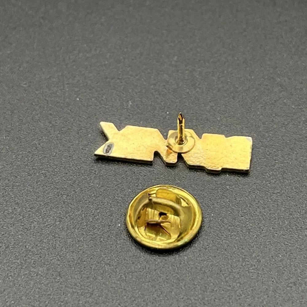Remax Realty Company‎ Lapel Hat Pin